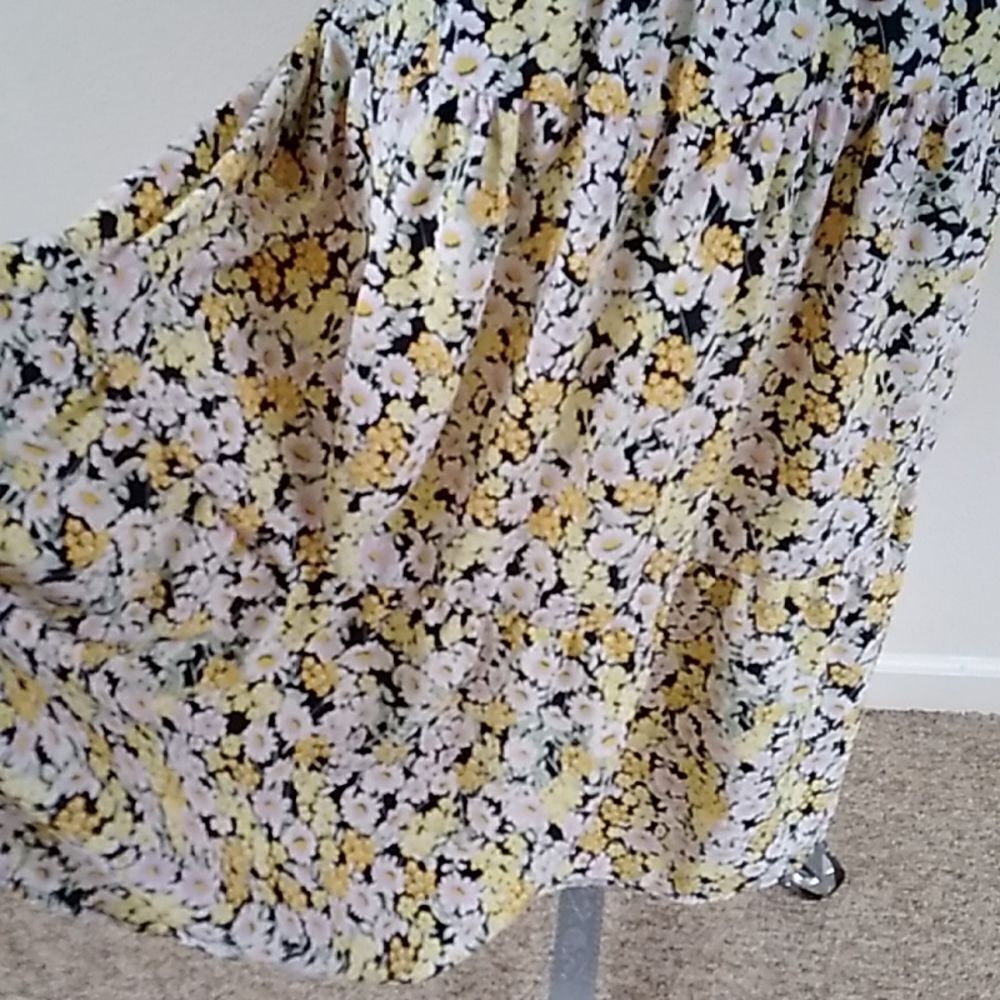 SOCIAL STANDARD WOMEN'S FLORAL DRESS SIZE S - Picture 6 of 14
